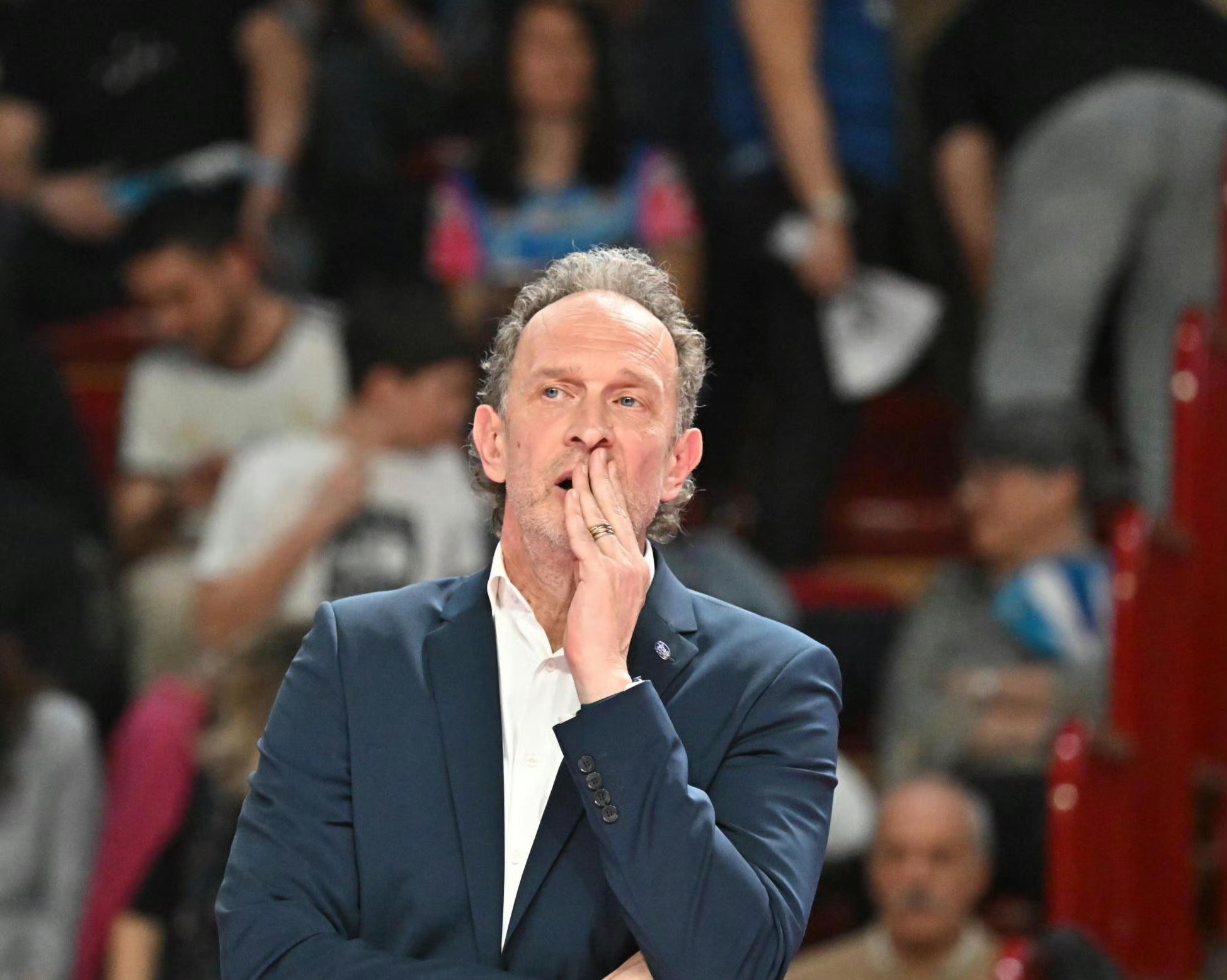 开云体育下载-包含意大利球场上秩序井然，年轻球员崭露头角，表现亮眼的词条