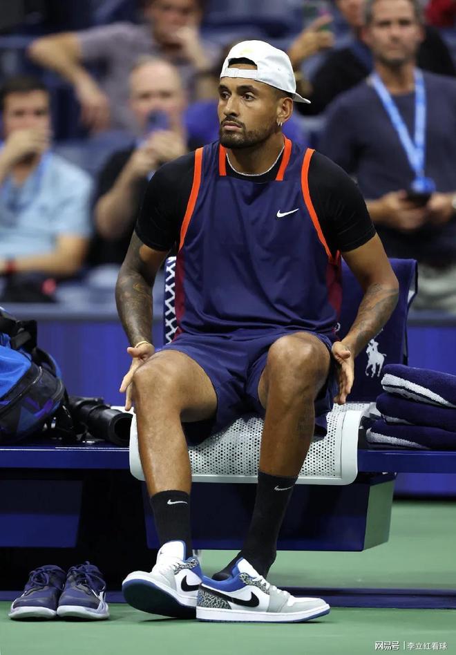 澳大利亚网球队横扫美国网球队，克耶高斯制霸全场