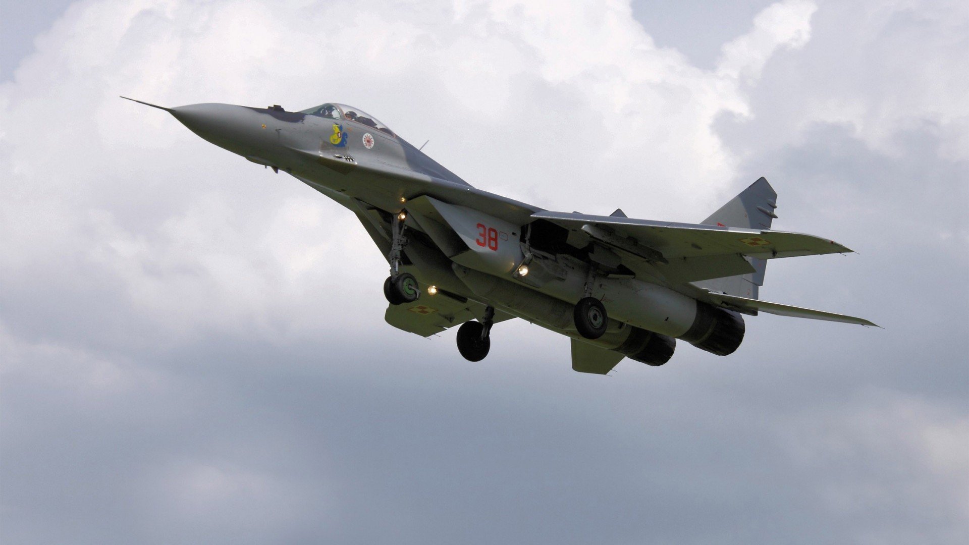 开云平台-防守为王，哈登用铁血防守宣告，防守不仅是技术更是尊严