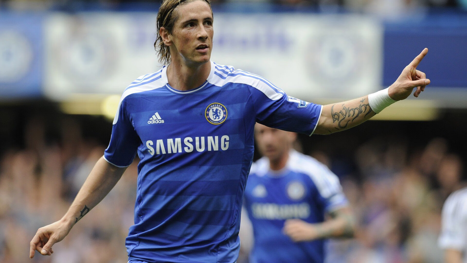 开云体育APP下载-门神还是狙击手？拉亚用十一双手套撕碎利物浦的金属风暴